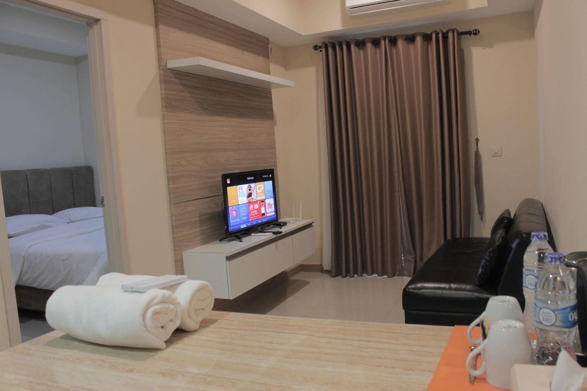 Myrooms Bekasi Exterior photo