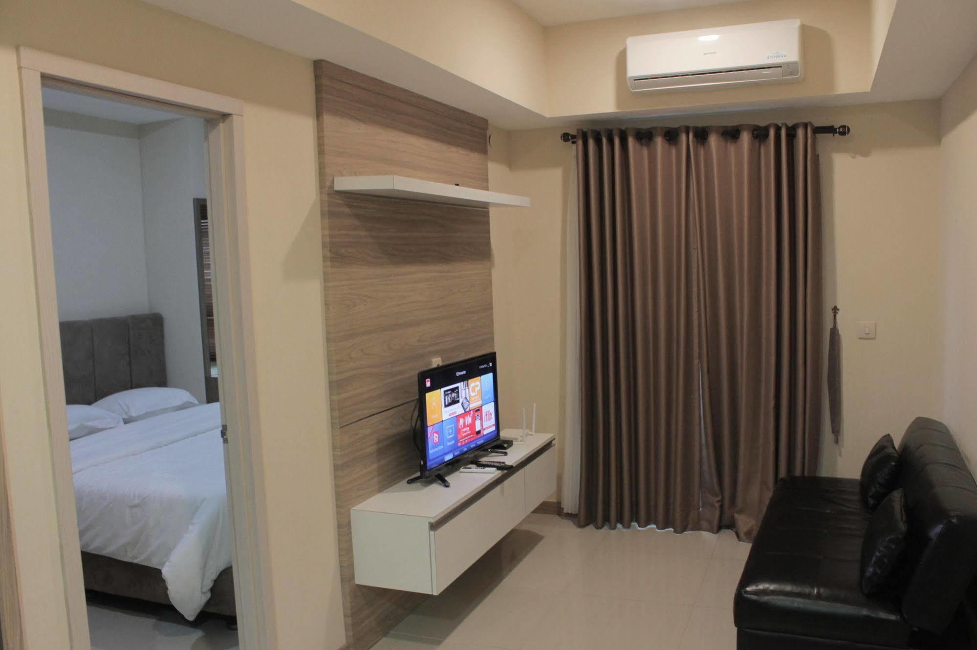 Myrooms Bekasi Exterior photo