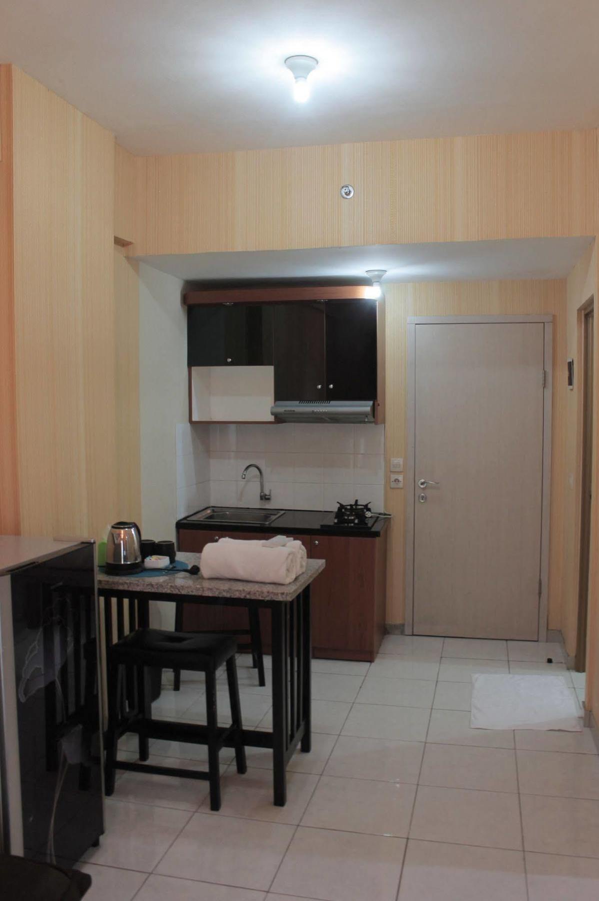 Myrooms Bekasi Exterior photo
